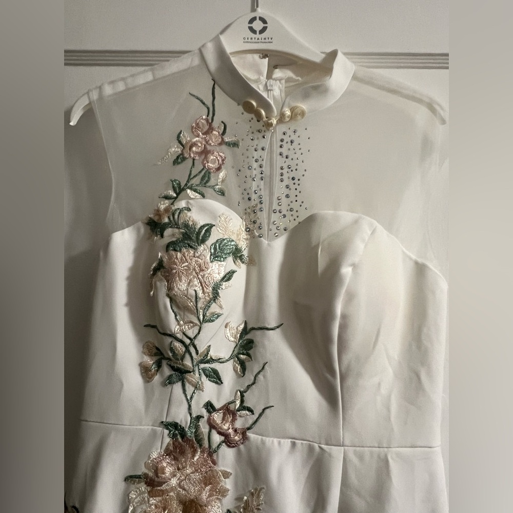 NWT Chinese Cheongsam Qipao White Floral Embroidered Bridal Evening Dress